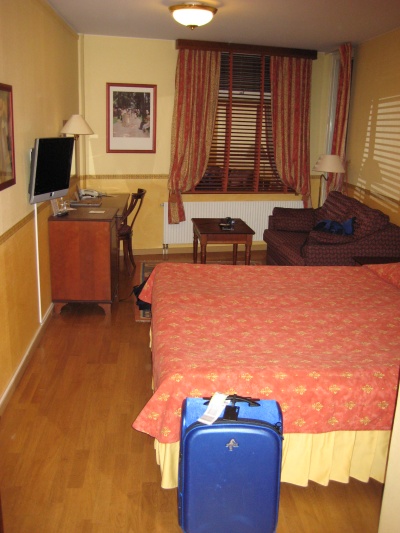 stockholmhotelroom.jpg