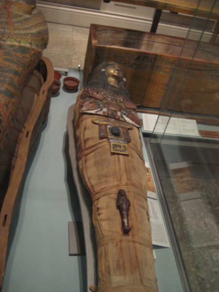 sarcophagusbritmuseum1.jpg