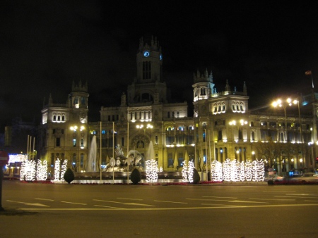 madridlightsoldpostoffice.jpg